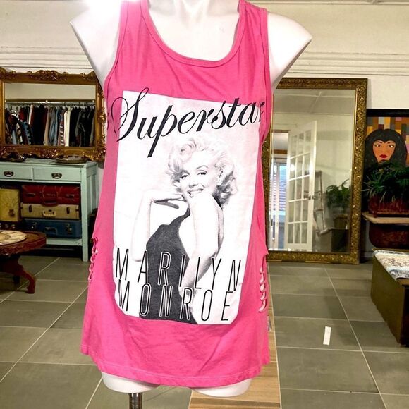 Marilyn
Monroe  T-shirt   - Picture 1 of 7